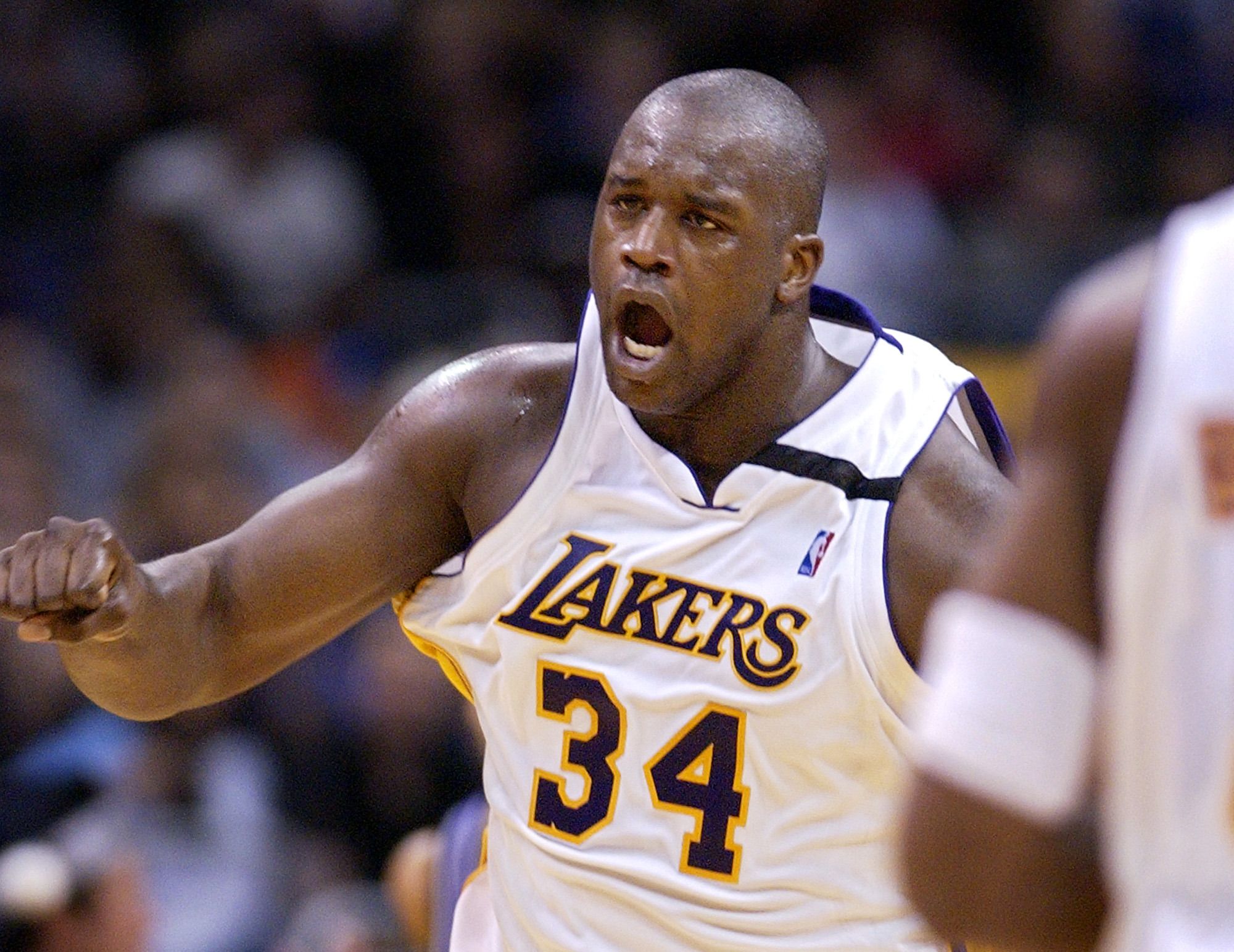 曼城24次对德国球队仅输1场，且23场主场小组赛／联赛阶段不败（曼城对德仅负一场，主场小组赛／联赛阶段已23场不败）