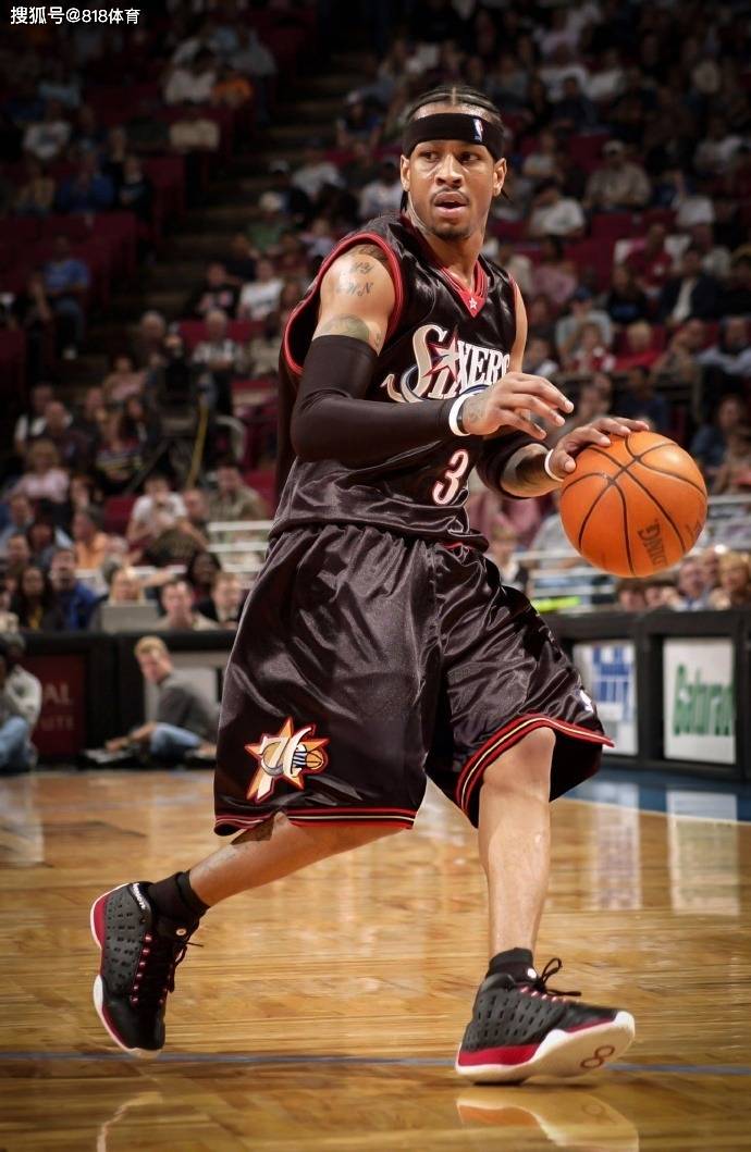 意媒：裁判协会认为米兰vs拉齐奥VAR介入错误，并将予以停职（意媒：裁判协会认定米兰对拉齐奥VAR介入有误，涉事人员将被停职）