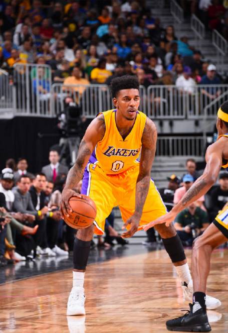 凯恩已在德甲10次完成帽子戏法，为该联赛历史第5多（凯恩德甲已10次戴帽，联赛历史第5多）